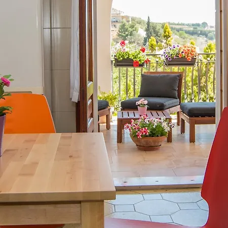 Giulio Bed and Breakfast Νότο