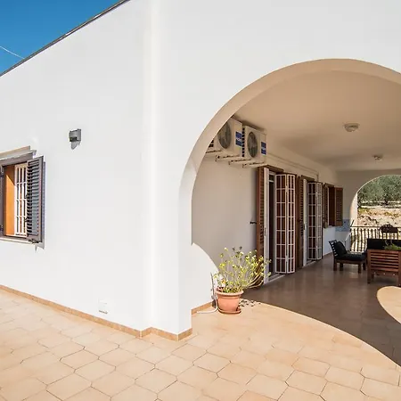 Bed and Breakfast Giulio Νότο