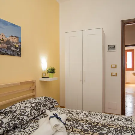 Giulio Bed & Breakfast 3*